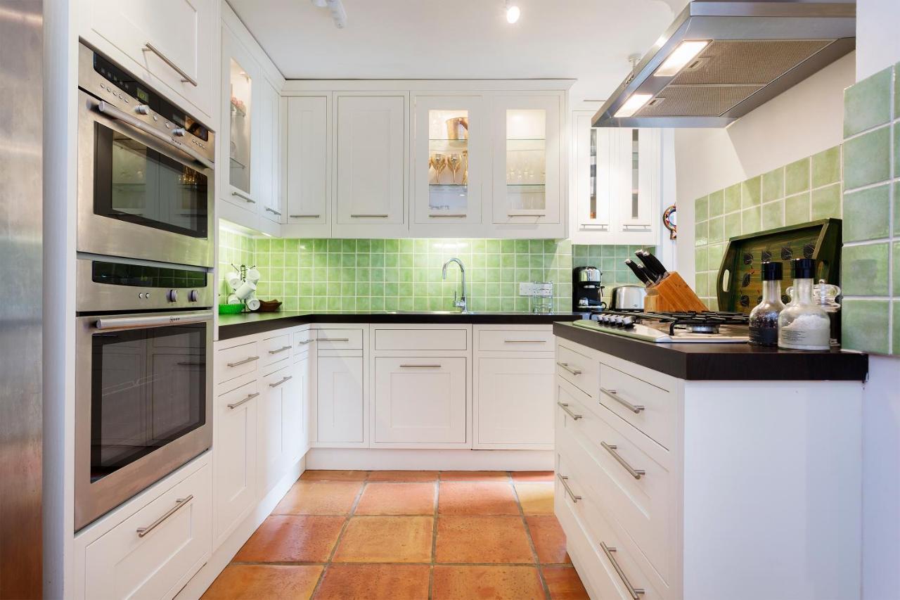 Veeve - South Kensington Garden Apartment Лондон Экстерьер фото
